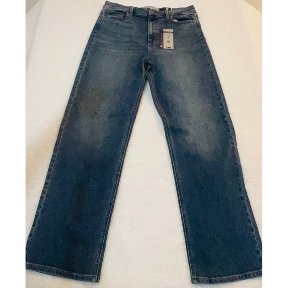 Gloria Vanderbilt Denim - Gloria Vanderbilt Swan Series Straight Leg Jeans Blue Medium Wash Size 10 NEW